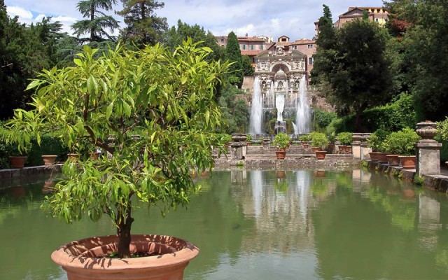 One Day Tour of Tivoli Villa D'Este & Villa Adriana from Rome